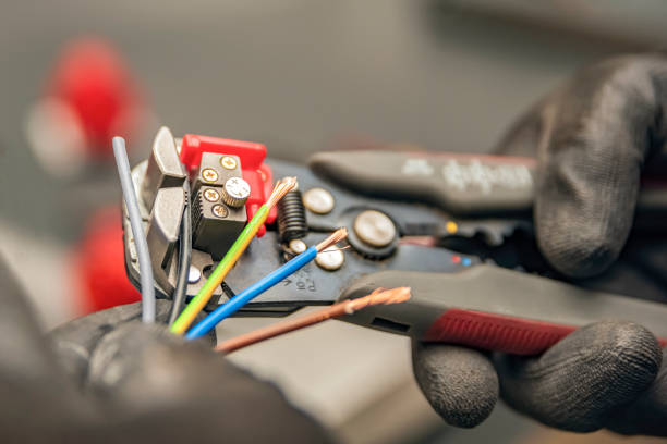 Best Emergency Electrician Near Me  in Neodesha, KS